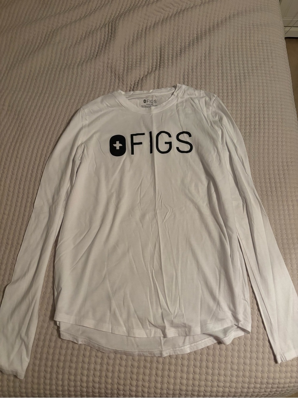 Figs Women’s XS White Long Sleeve Logo Tee